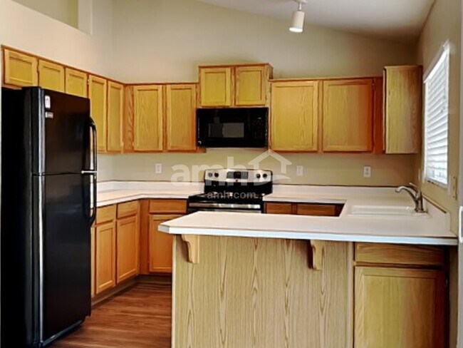 Foto del edificio - 1380 W Gail Dr