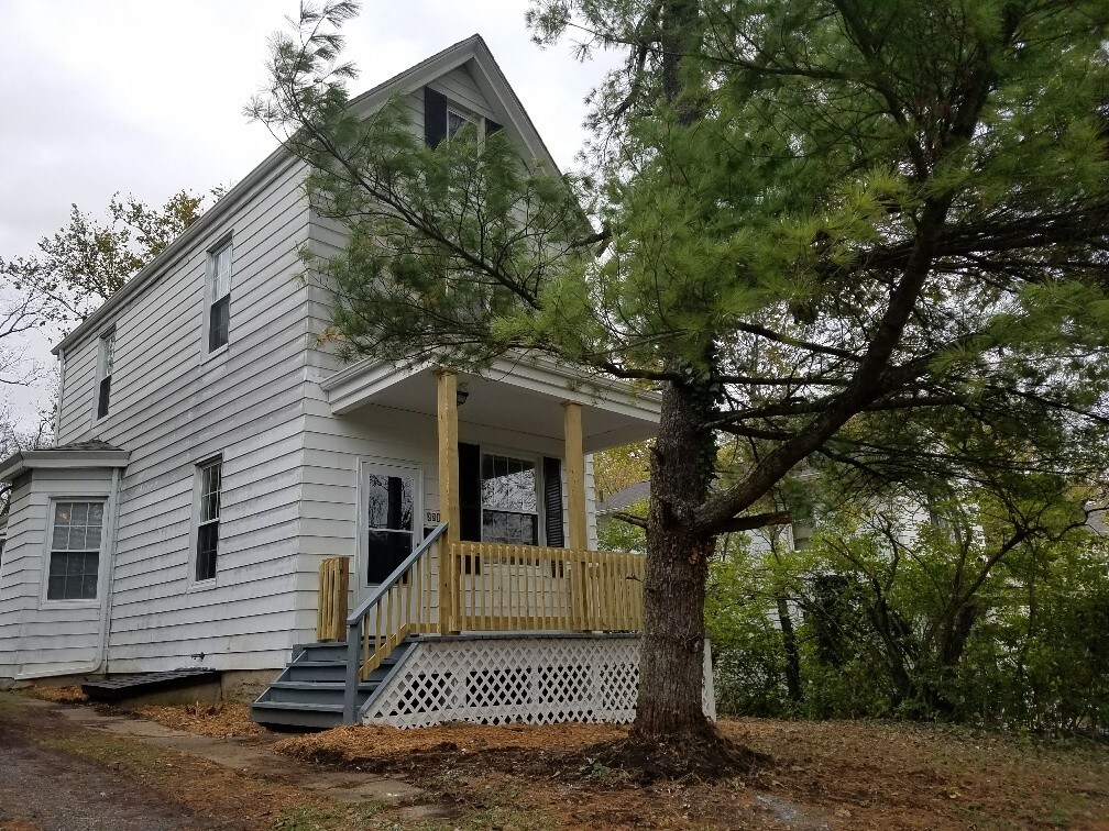 3310 Dickinson Ave, Cincinnati, OH 45211 House Rental in Cincinnati