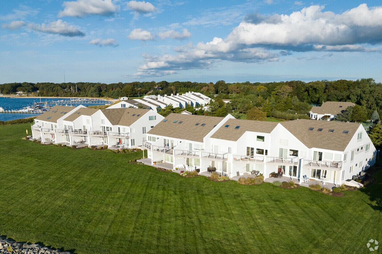Cleaves Point Village Condominium Apartments in East Marion, NY
