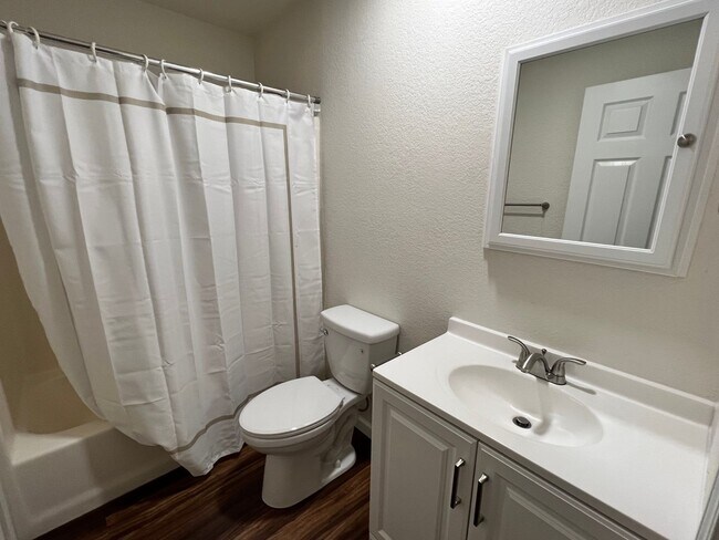 Building Photo - 77-6377-6377 Kenika Pl