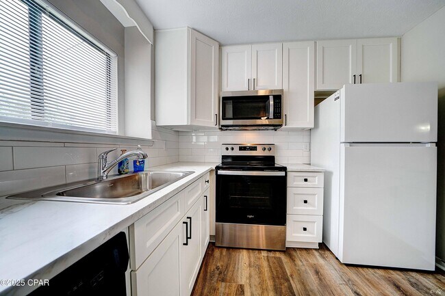 Foto del edificio - 3108 E Baldwin Rd