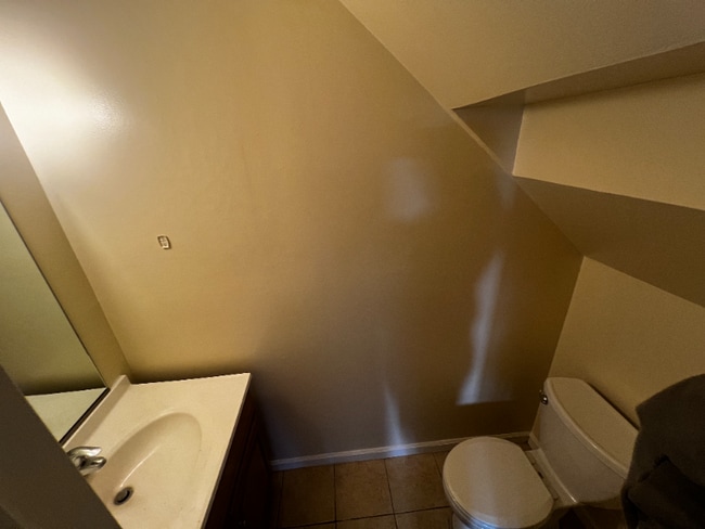 Foto del edificio - 4327 Fairlands Dr