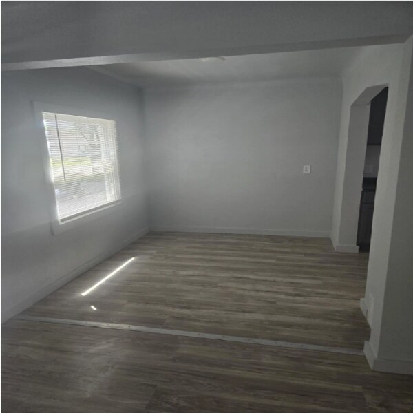 Foto del edificio - 20529 Westphalia St