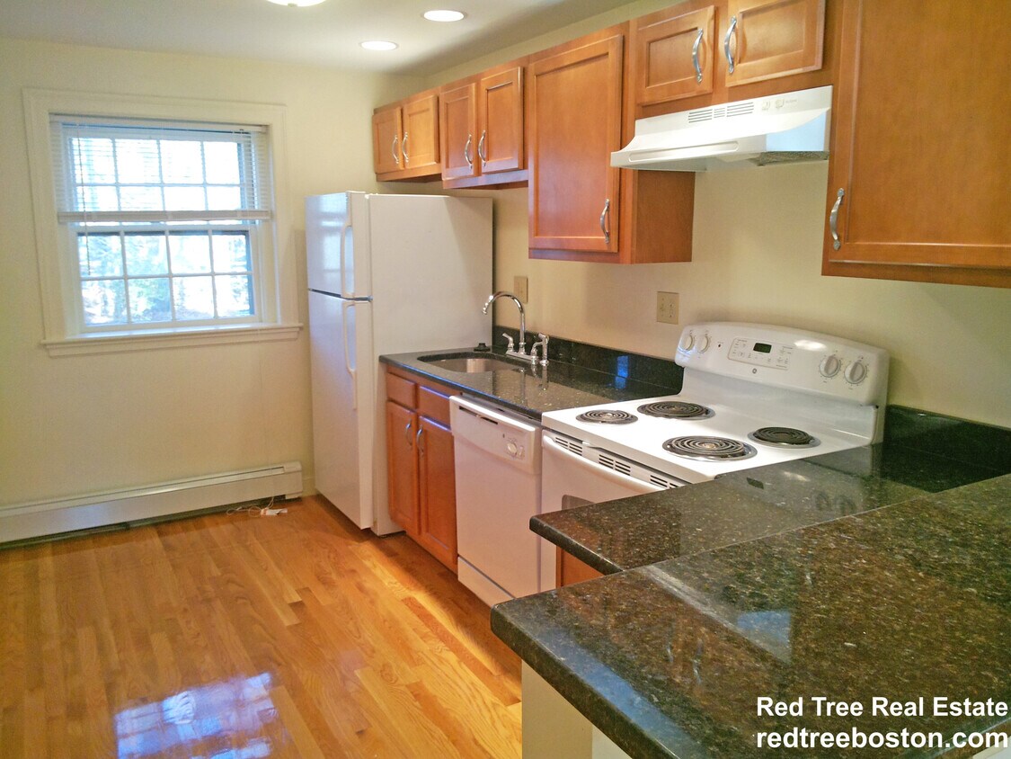 Foto principal - 67 Wyman St