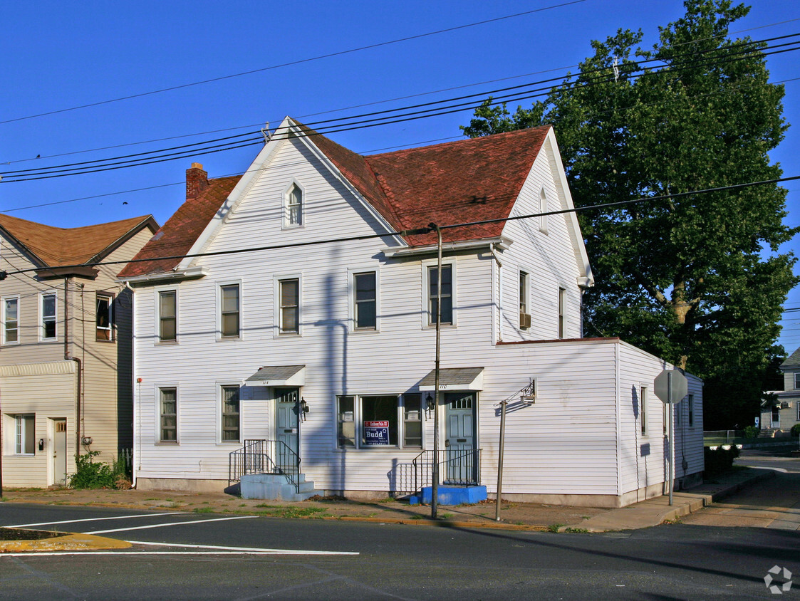 Building Photo - 114 Broadway