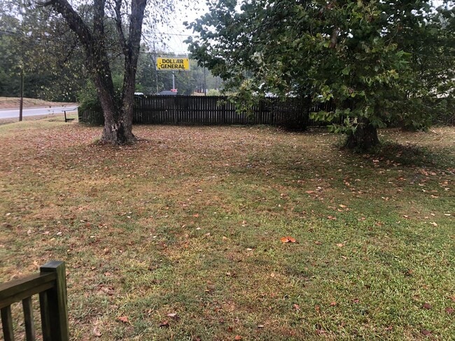 Building Photo - Comfortable 2 BR Bradford Home