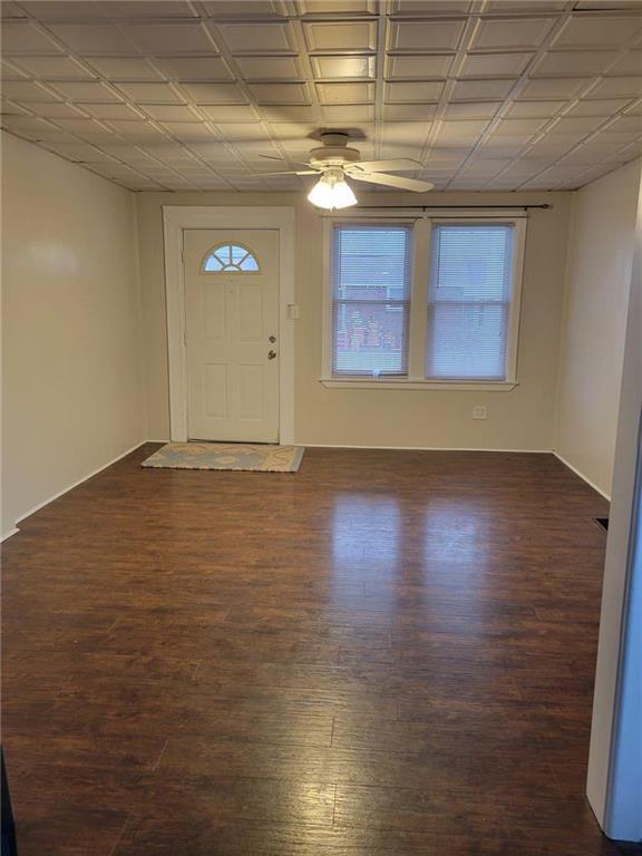 Building Photo - 808 Balata St
