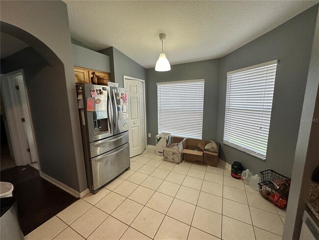 Building Photo - 7862 Carriage Pointe Dr