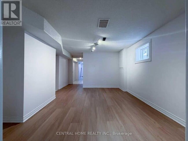 Building Photo - 11 Tineta Crescent