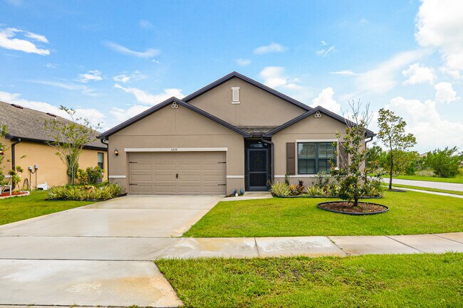 Foto del edificio - 6326 NW Northwood Loop