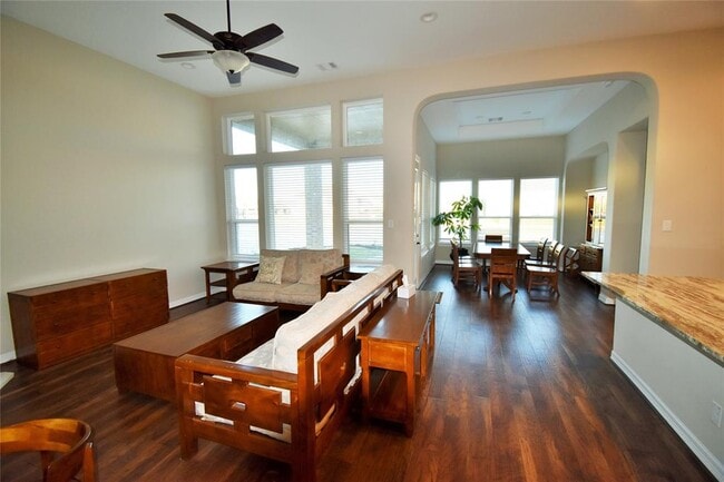 Building Photo - 3722 Lake Varano Cir