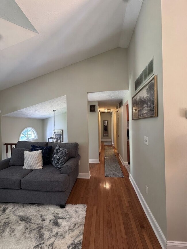 Foto del edificio - 1269 Windmill Ln