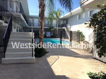 Foto principal - 436 E 2nd St