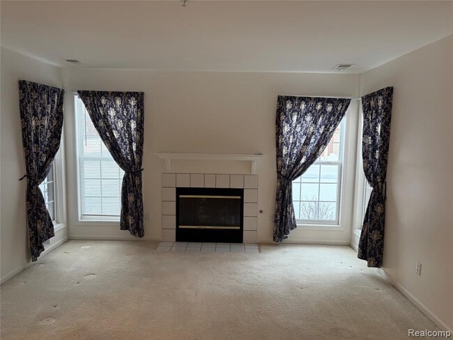 Building Photo - 28518 Carlton Way Dr