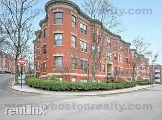 Foto del edificio - 16 Garrison Rd