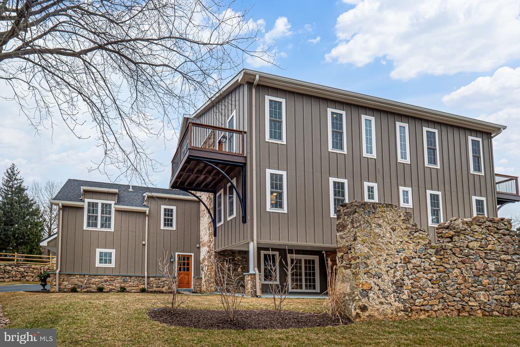 Primary Photo - 103 Worington Dr