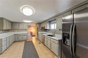 Building Photo - 2446 PA-819