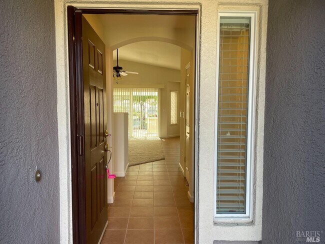 Foto del edificio - 150 Foxwood Ln