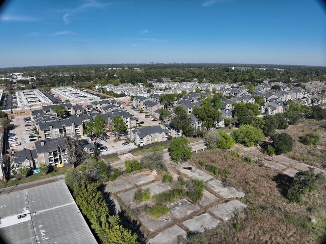 Exterior 3D - The Life at Grand Oaks