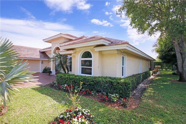 Foto del edificio - 6024 SE Glen Eagle Way