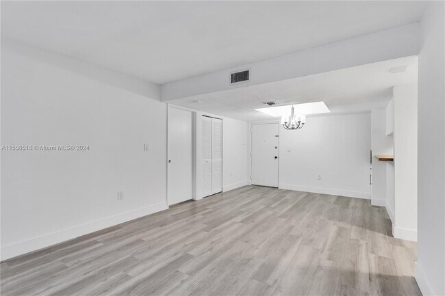 Building Photo - 8002 SW 149th Ave