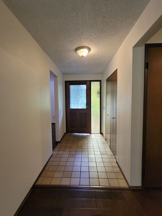 Foto del edificio - 3 Bedroom Central Kitsap Home