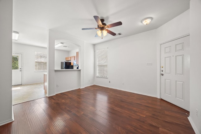 Building Photo - 709 Jane Austen Trail