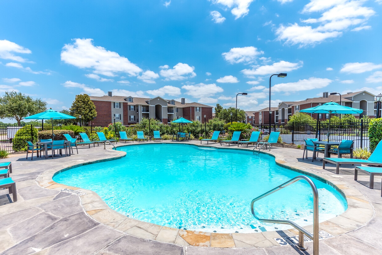 Primary Photo - The Flats at Sugarland