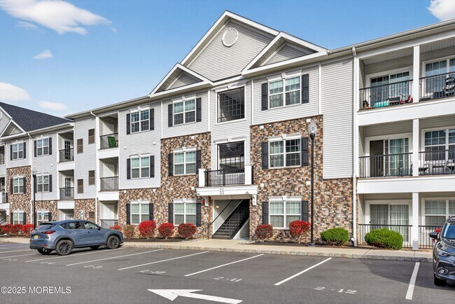 Foto del edificio - 626 Marion Ln