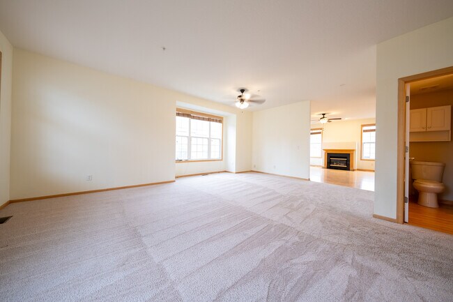 Foto del edificio - 15600 Tickseed Ln