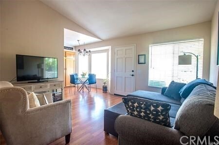 Foto del edificio - 19801 Meadow Ridge Dr