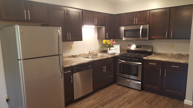 Foto del edificio - 6218 Kathryn Ct