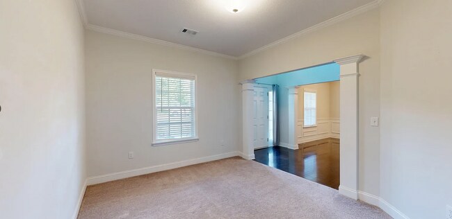 Foto del edificio - 7453 Coppice Dr