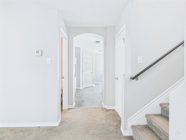 Building Photo - 4004 Reeders Dr