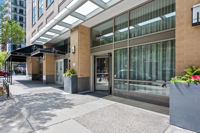 Building Photo - 2 E Erie St