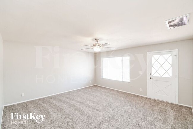 Foto del edificio - 549 W Shannon St