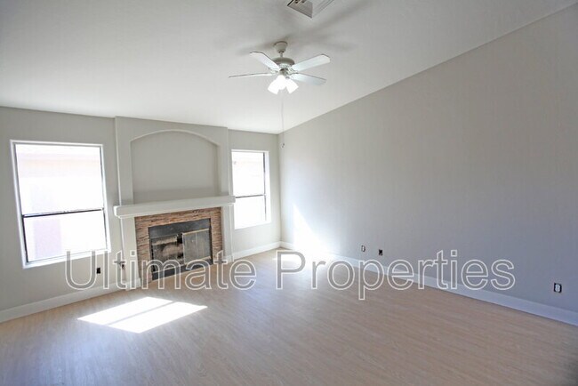 Foto del edificio - 5125 N 78th Dr