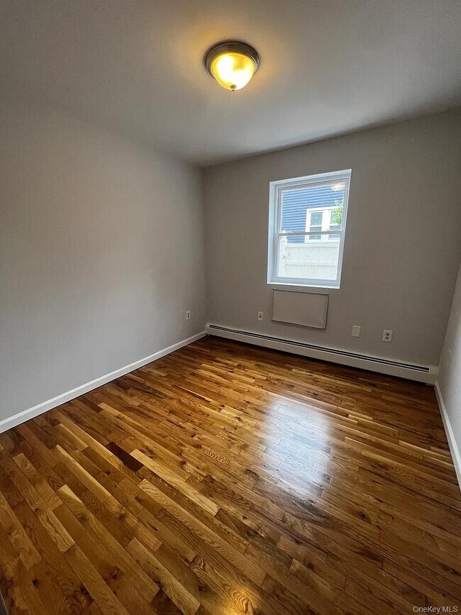 Foto del edificio - 2918 Sampson Ave