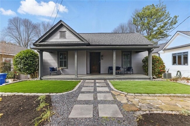 Foto del edificio - 1742 Ridgeway Ave NW