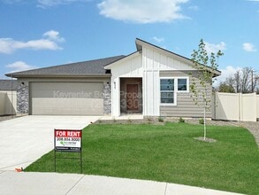 Building Photo - 411 Gold Nugget Ave
