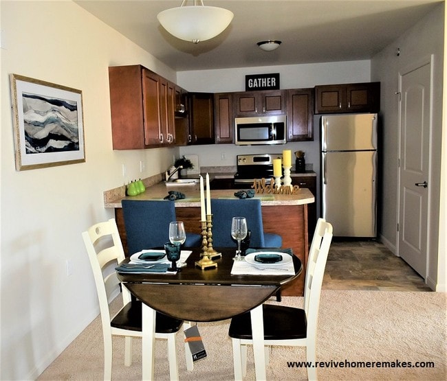 Building Photo - Kings Pointe Senior Apartments