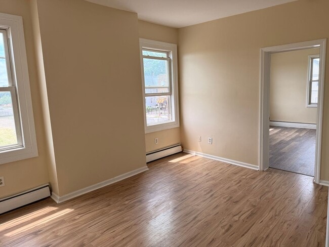 Photo - 476 Wethersfield Avenue Apartment