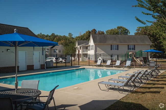 Building Photo - The Cove at Cloud Springs Apartment Homes