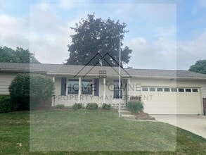 Building Photo - 1727 Kinawa Dr