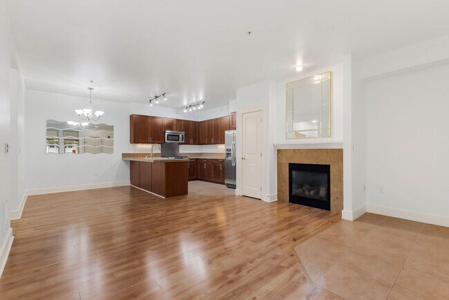 Foto del edificio - Prime Redmond Location!!!