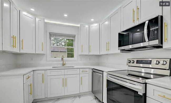 Foto del edificio - 510 Gandolf Rd