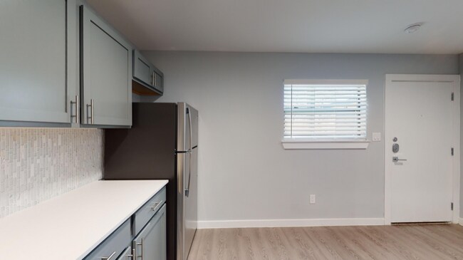 Foto del edificio - 4400 San Jacinto St