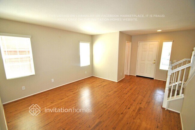 Foto del edificio - 38354 Falcon Ct