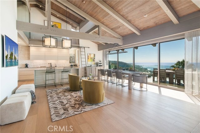 Building Photo - 709 Kendall Dr