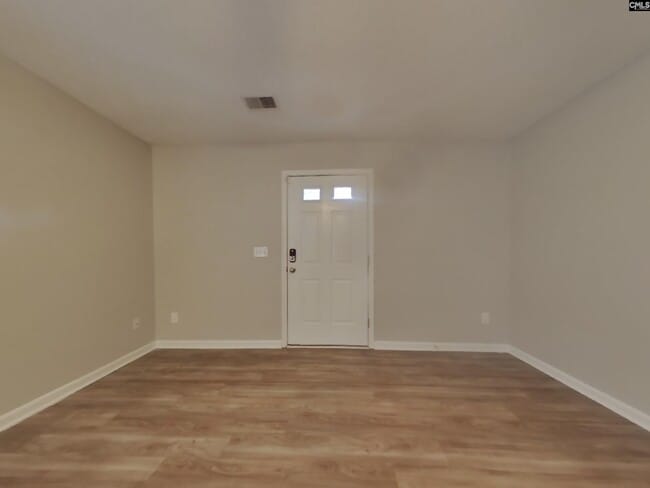 Foto del edificio - 129 Honey Tree Rd